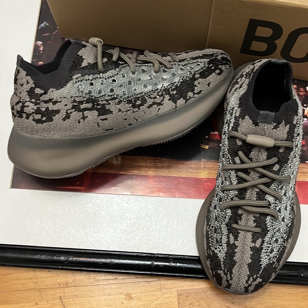 💎Yeezy Boost 380 ‘Stone Salt’ DS🔥M6=W7.5 - Picture 8 of 11